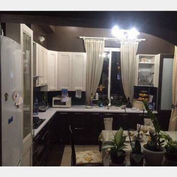 Продается Многокомнатная квартира, 140 м²