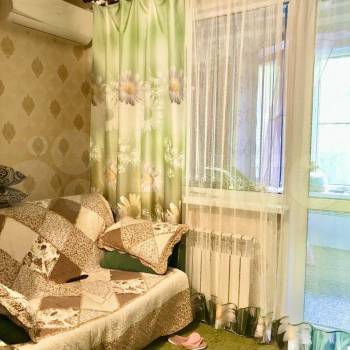 Продается 1-комнатная квартира, 35 м²