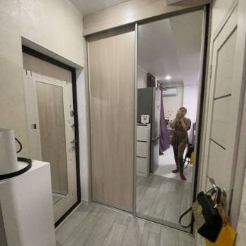 Продается 1-комнатная квартира, 18 м²