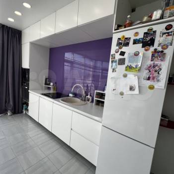 Продается 1-комнатная квартира, 53 м²