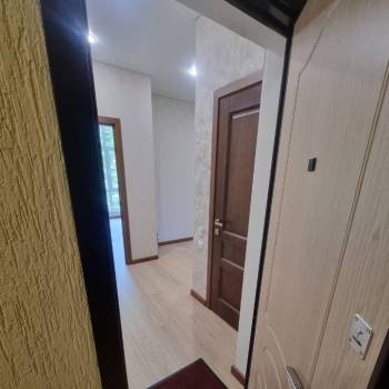 Продается 1-комнатная квартира, 36 м²