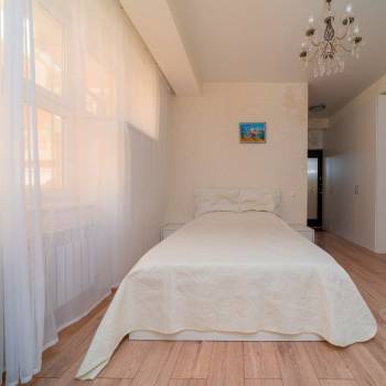 Продается 1-комнатная квартира, 35 м²