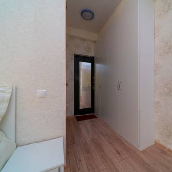 Продается 1-комнатная квартира, 35 м²