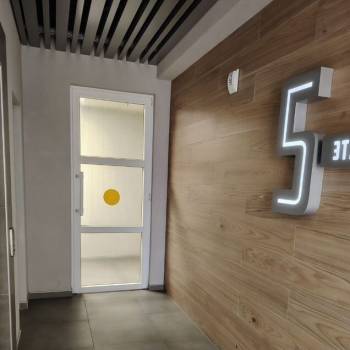 Продается 1-комнатная квартира, 44 м²