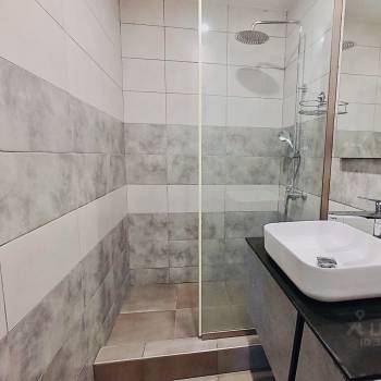 Продается Дом, 380 м²