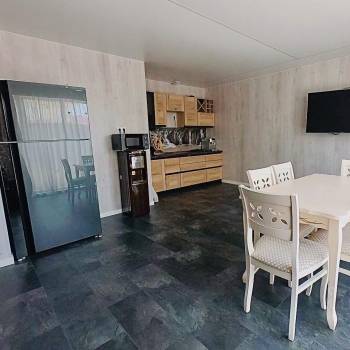 Продается Дом, 380 м²