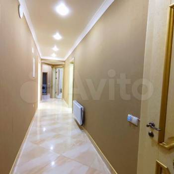 Продается Многокомнатная квартира, 105 м²