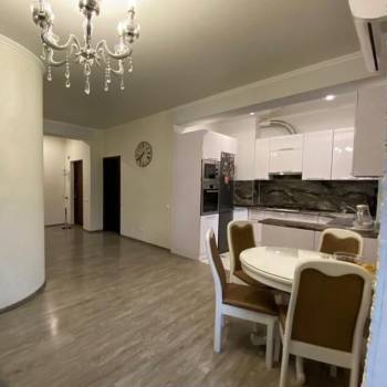 Продается 3-х комнатная квартира, 110 м²