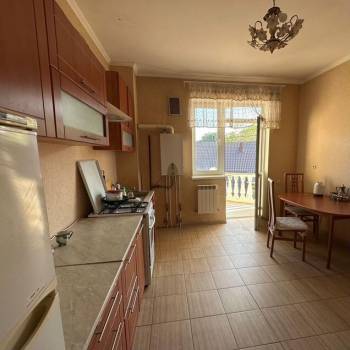 Продается 2-х комнатная квартира, 79 м²