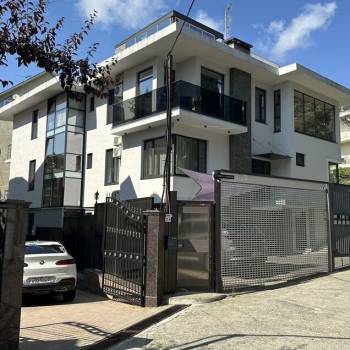 Продается Дом, 490 м²