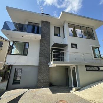 Продается Дом, 490 м²