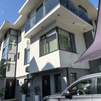 Продается Дом, 490 м²