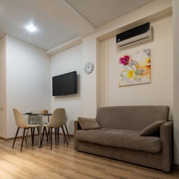 Продается 1-комнатная квартира, 32 м²