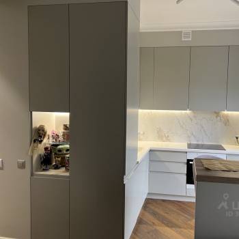 Продается 1-комнатная квартира, 35 м²