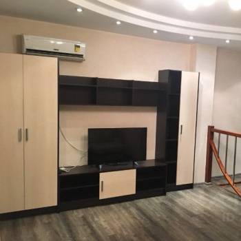 Продается 1-комнатная квартира, 73 м²