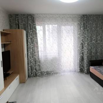 Продается 1-комнатная квартира, 48 м²