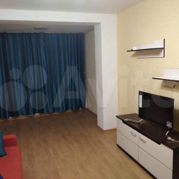Продается 1-комнатная квартира, 30,4 м²