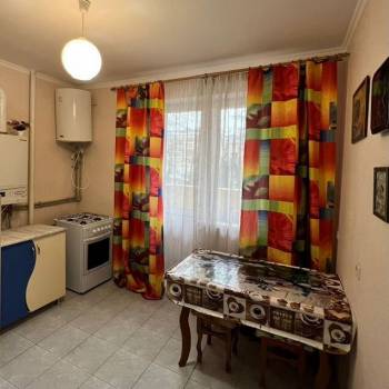 Продается 1-комнатная квартира, 38,5 м²