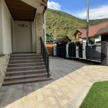 Продается Дом, 369 м²