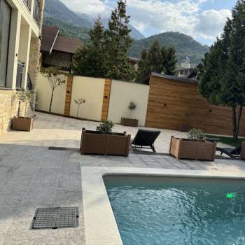 Продается Дом, 369 м²