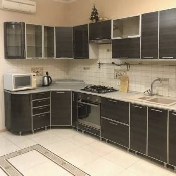 Сдается 2-х комнатная квартира, 83 м²