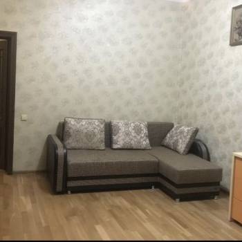 Сдается 2-х комнатная квартира, 83 м²