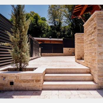 Продается Дом, 200 м²