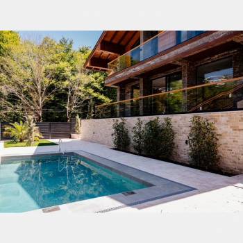 Продается Дом, 200 м²