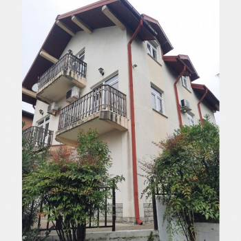 Продается Дом, 180 м²