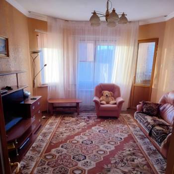 Сдается Многокомнатная квартира, 90 м²