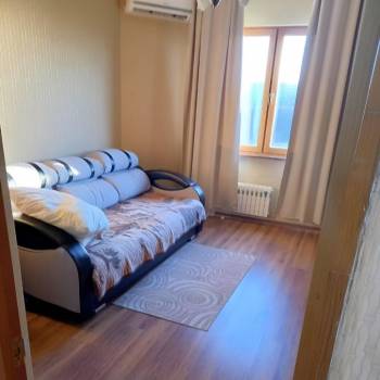 Сдается Многокомнатная квартира, 90 м²