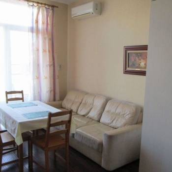 Сдается 2-х комнатная квартира, 42 м²