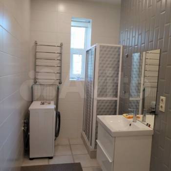 Продается 1-комнатная квартира, 32 м²