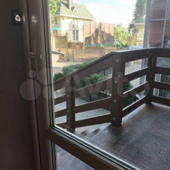 Продается 1-комнатная квартира, 32 м²