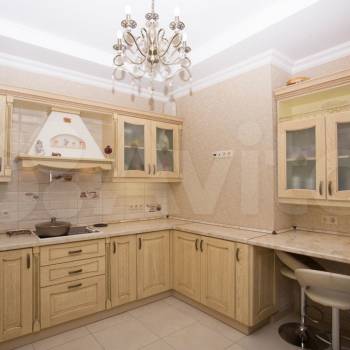 Продается Многокомнатная квартира, 170 м²