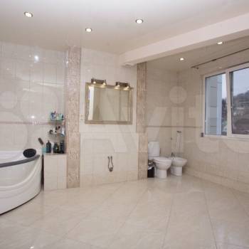 Продается Многокомнатная квартира, 170 м²