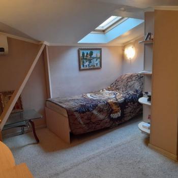 Продается 1-комнатная квартира, 50 м²