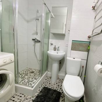 Продается 1-комнатная квартира, 45 м²