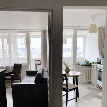 Продается 1-комнатная квартира, 45 м²