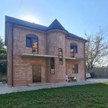 Продается Дом, 184 м²