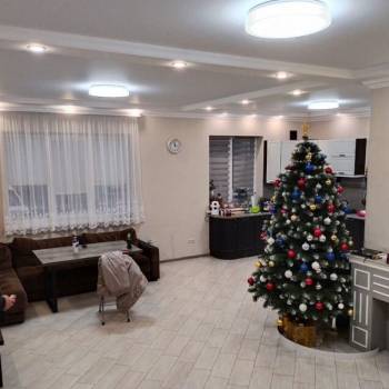 Продается Дом, 204 м²