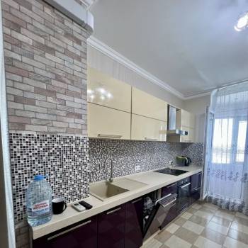 Сдается 2-х комнатная квартира, 60 м²