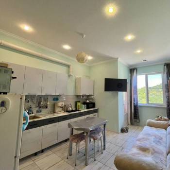 Продается 3-х комнатная квартира, 102 м²