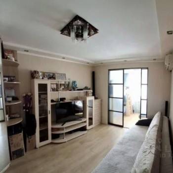 Продается 1-комнатная квартира, 30 м²