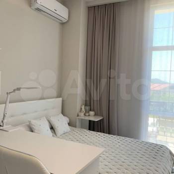 Продается 1-комнатная квартира, 35 м²