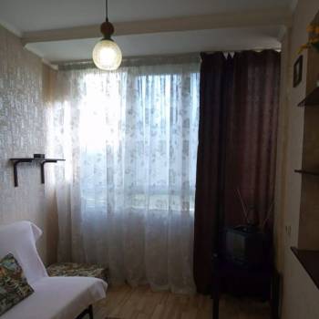 Продается 1-комнатная квартира, 47 м²