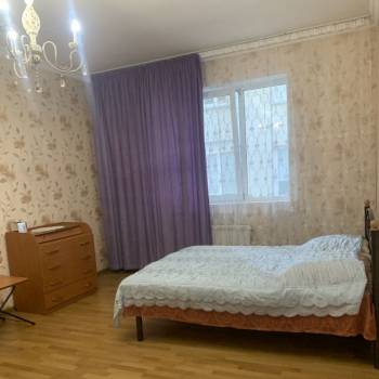 Сдается 2-х комнатная квартира, 83 м²