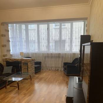 Сдается 2-х комнатная квартира, 83 м²