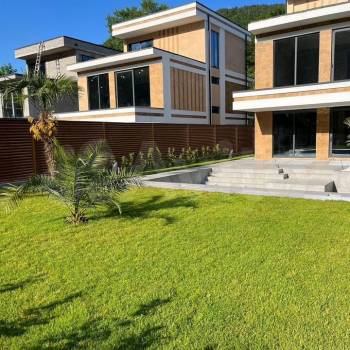 Продается Дом, 310 м²