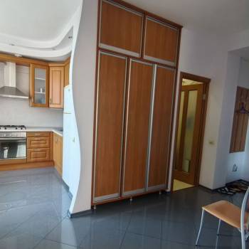 Продается 1-комнатная квартира, 40 м²